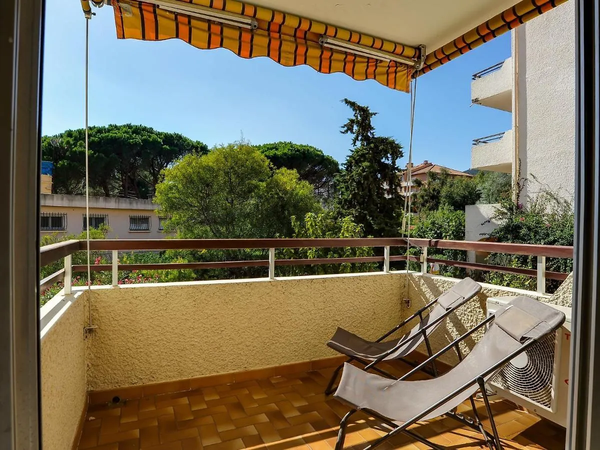 Apartment Evasion-1 By Interhome Cavalaire-sur-Mer Fransa